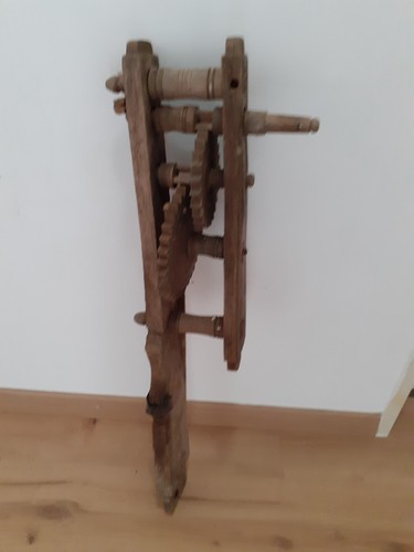 Altes holzzahnräderwerk teil - altes, holzzahnräderwerk,